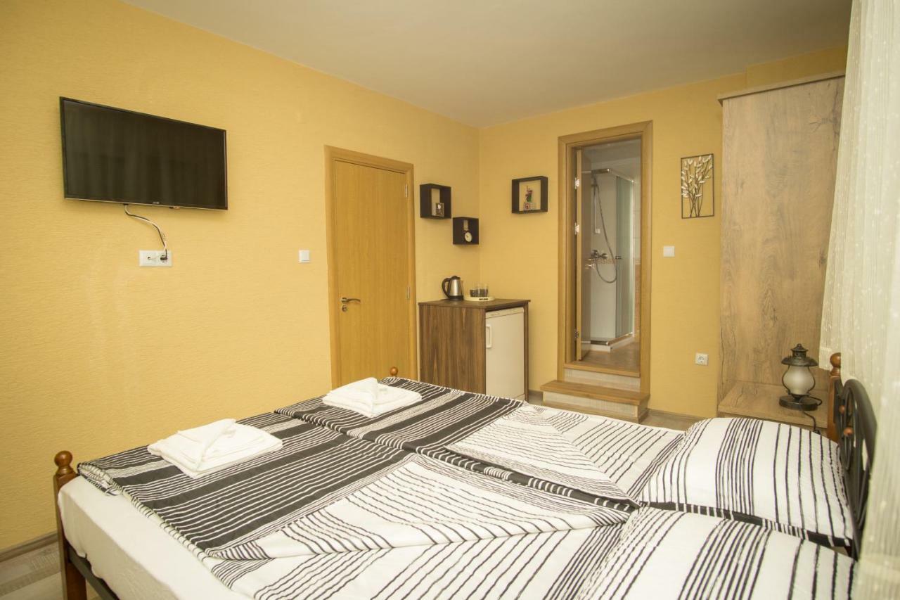 Двойна Стая I - Къща За Гости Зоя Apartamento Carevo Exterior foto