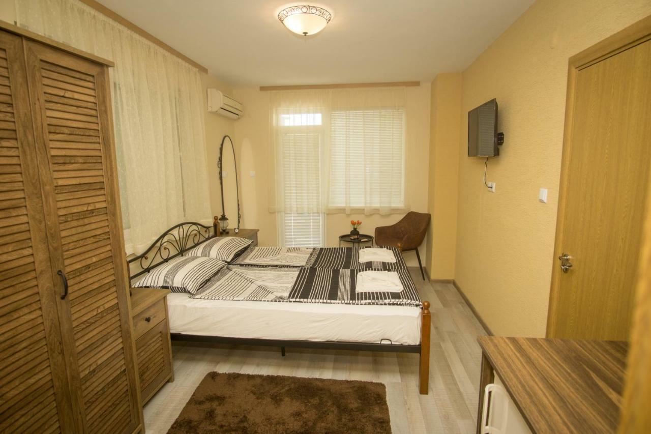 Двойна Стая I - Къща За Гости Зоя Apartamento Carevo Exterior foto
